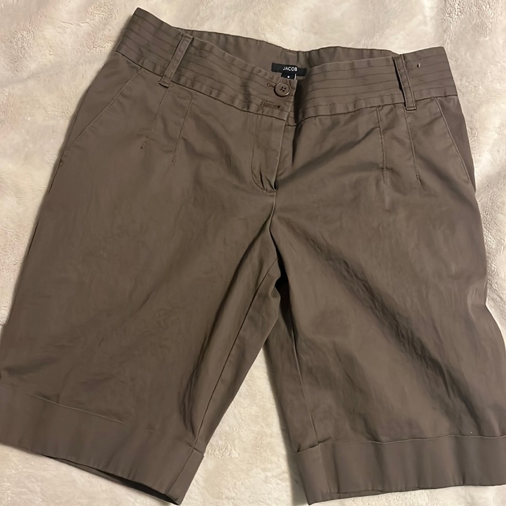 Women’s Bermuda shorts